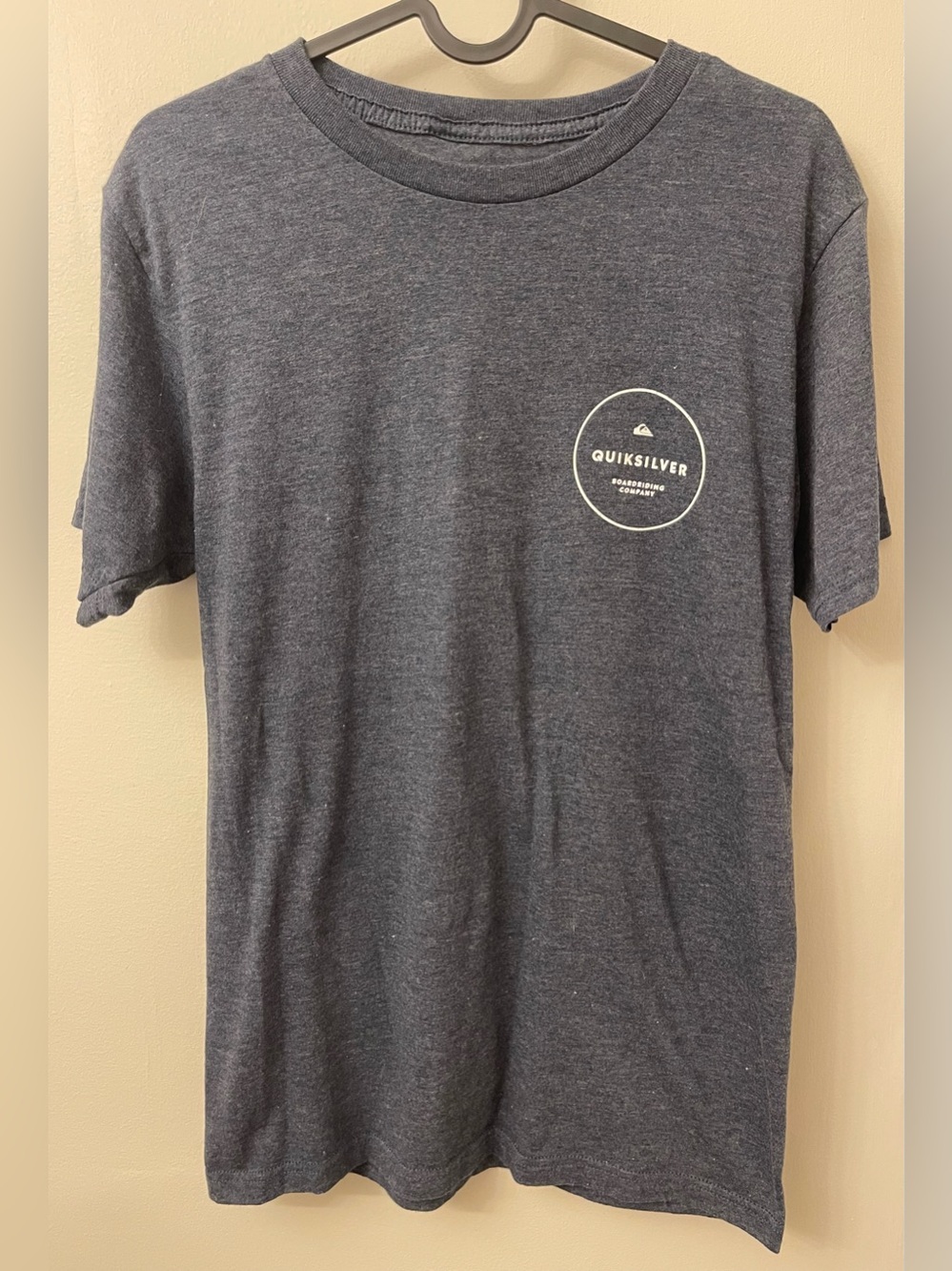 Quiksilver Men's Charcoal Grey Short Sleeve Crew Tee with Chest Logo